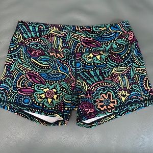 Women’s Born Primitive Double Take Booty Shorts 3.5” inseam Medium